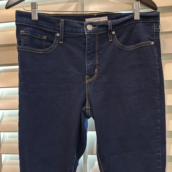 Levi’s 311 Shaping Skinny 31 X 28 - Picture 2 of 7